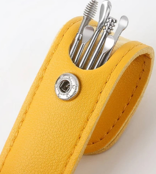 Gray helmet for bikers